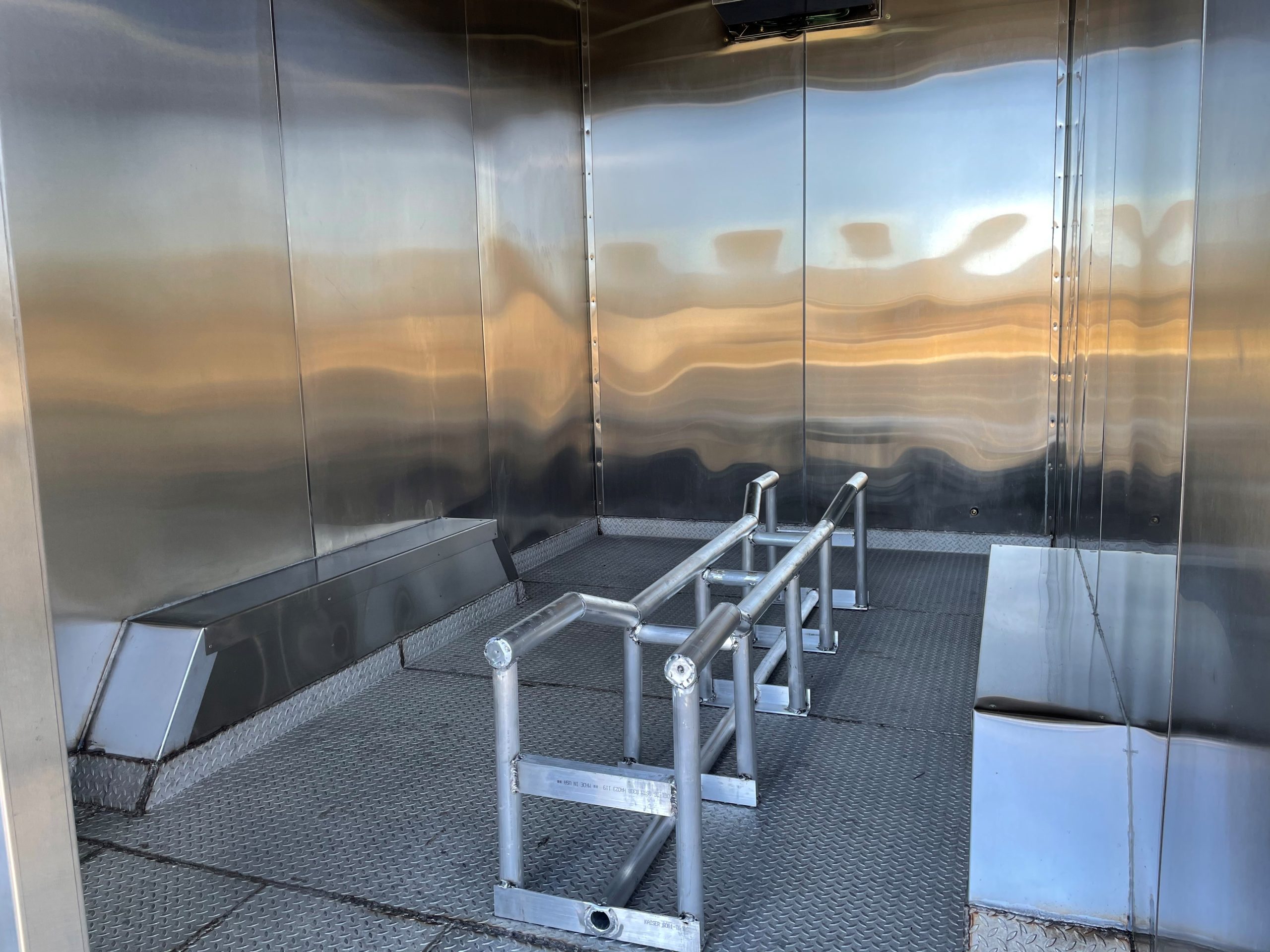 Mobile Slaughter Unit 1611 Mobile Slaughter Trailers